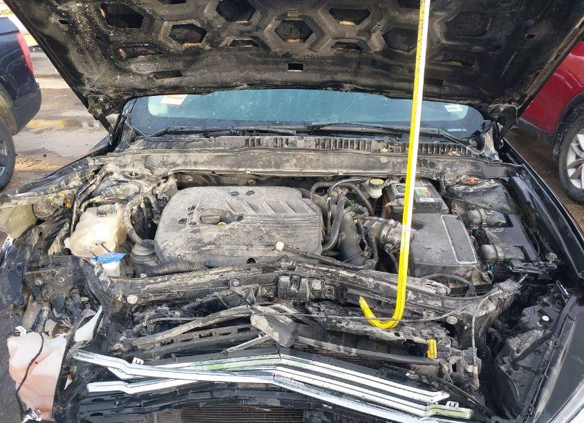 Photo 10 of 2015 Ford Fusion SE (VIN 1FA6P0HD6F5120559)