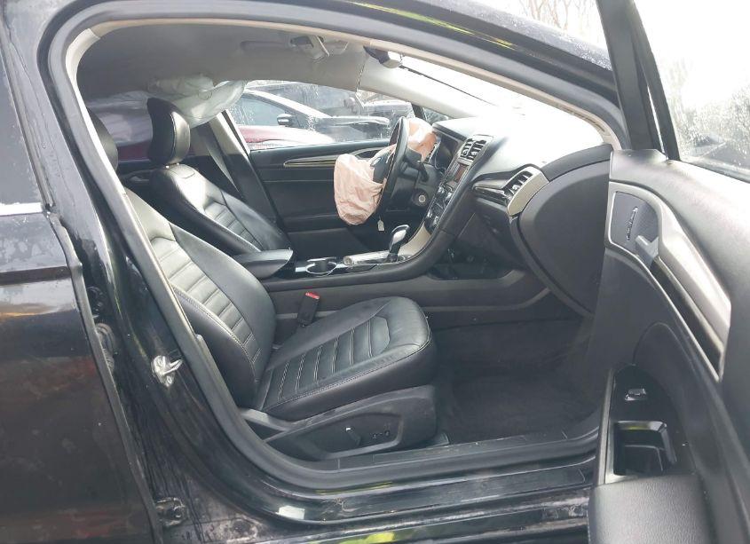 Photo 5 of 2015 Ford Fusion SE (VIN 1FA6P0HD6F5120559)