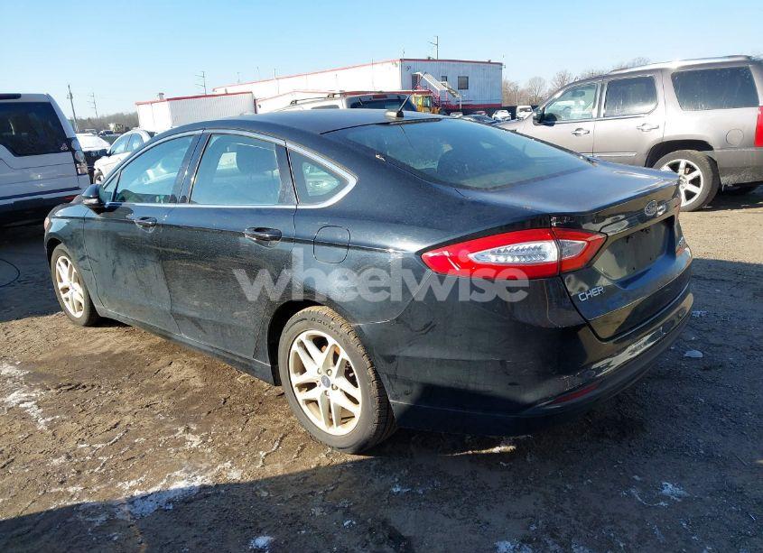 Photo 3 of 2016 Ford Fusion SE (VIN 1FA6P0HD6G5119915)