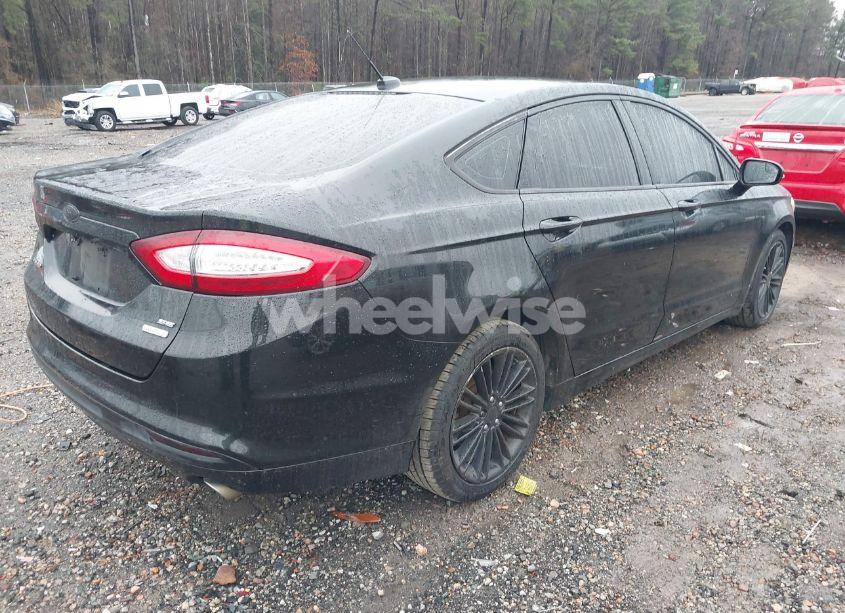 Photo 4 of 2014 Ford Fusion SE (VIN 1FA6P0HD7E5362727)