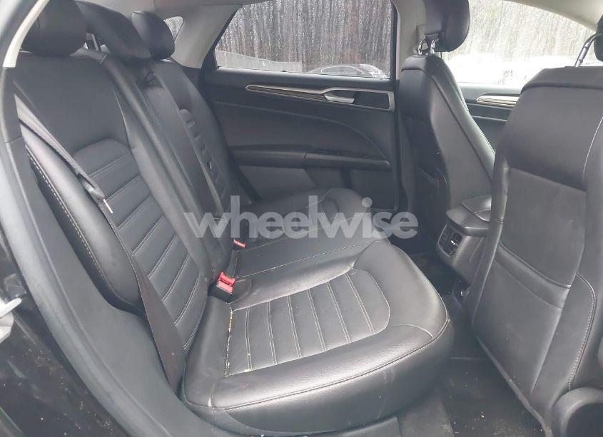 Photo 8 of 2014 Ford Fusion SE (VIN 1FA6P0HD7E5362727)