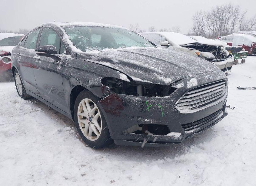 2014 Ford Fusion SE (VIN 1FA6P0HD7E5380516) main photo