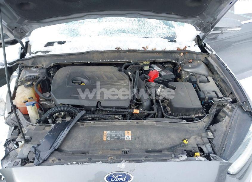 Photo 10 of 2014 Ford Fusion SE (VIN 1FA6P0HD7E5404300)