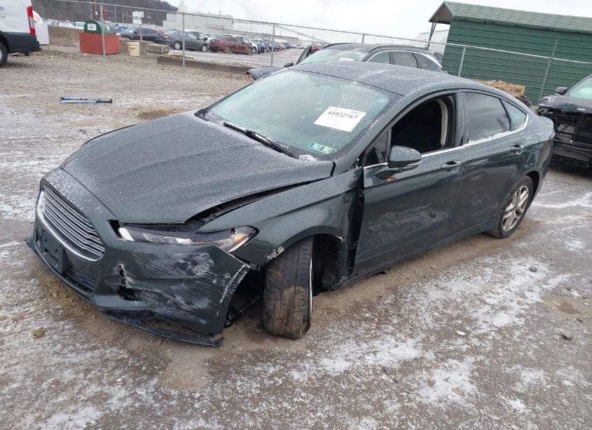 Photo 2 of 2015 Ford Fusion SE (VIN 1FA6P0HD7F5103429)