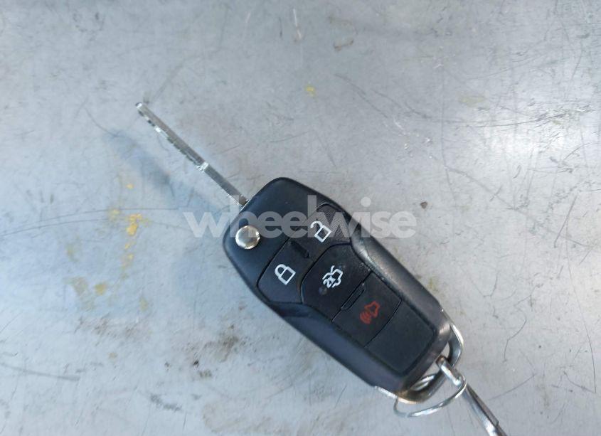 Photo 11 of 2015 Ford Fusion SE (VIN 1FA6P0HD7F5123356)