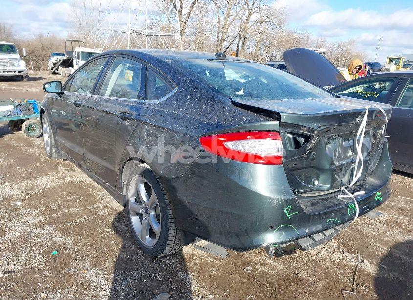 Photo 3 of 2015 Ford Fusion SE (VIN 1FA6P0HD7F5123356)