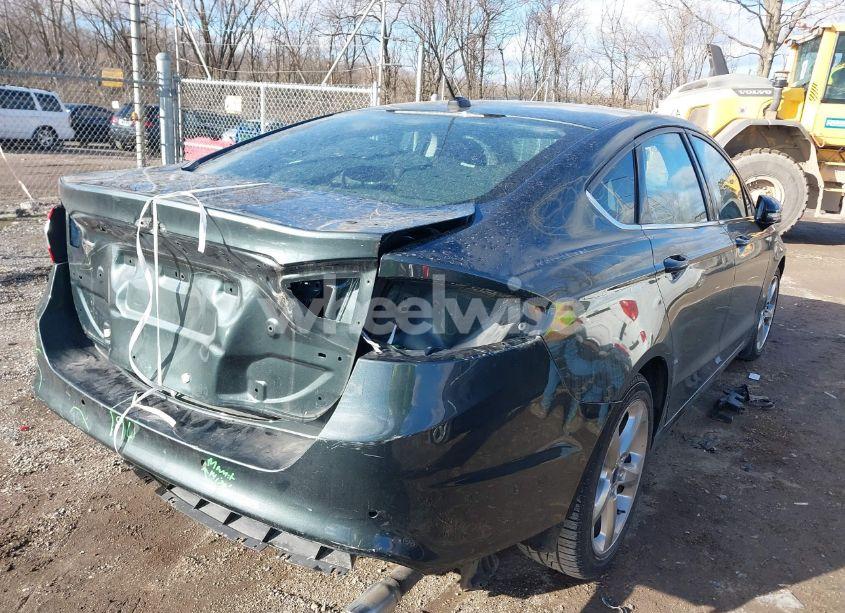 Photo 4 of 2015 Ford Fusion SE (VIN 1FA6P0HD7F5123356)