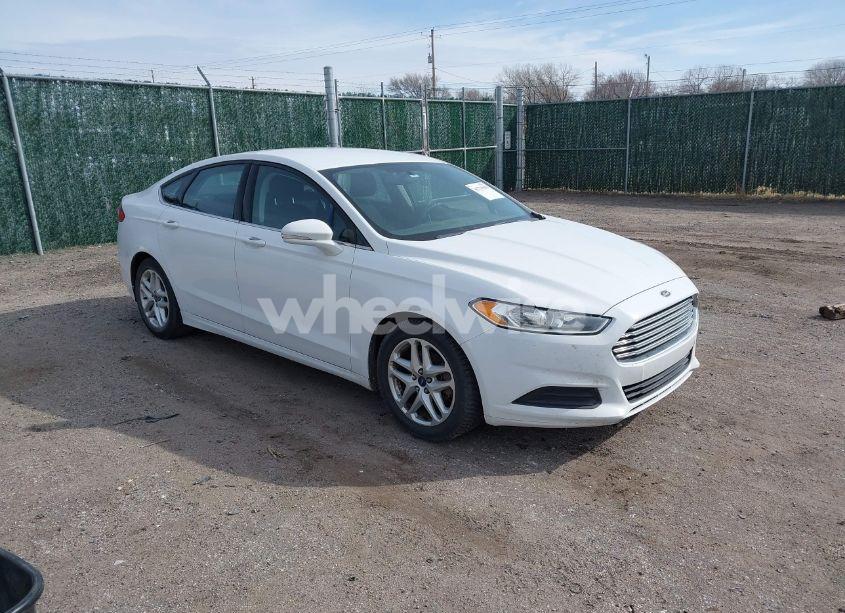 2015 Ford Fusion SE (VIN 1FA6P0HD7F5131487) main photo
