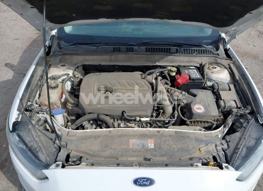 Photo 10 of 2015 Ford Fusion SE (VIN 1FA6P0HD7F5131487)