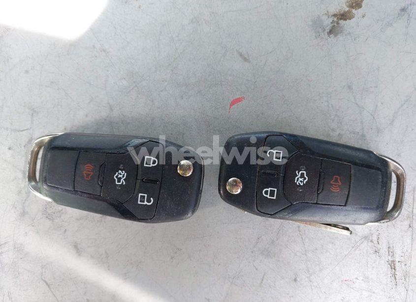 Photo 11 of 2015 Ford Fusion SE (VIN 1FA6P0HD7F5131487)