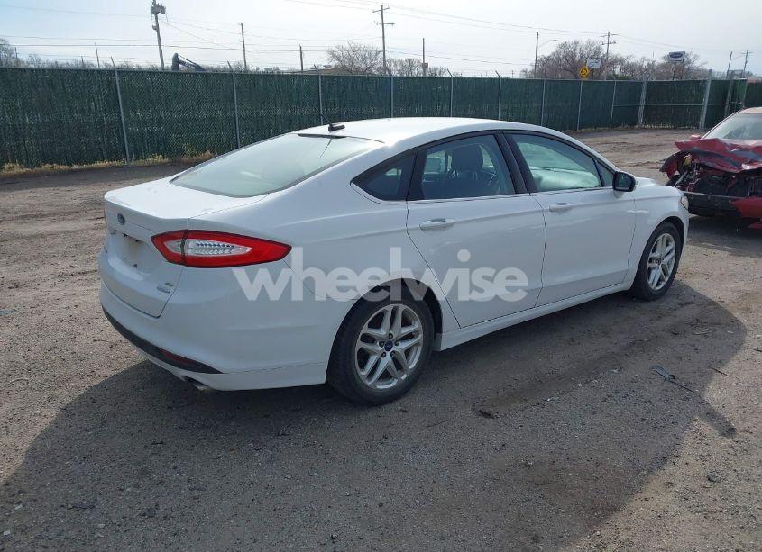 Photo 4 of 2015 Ford Fusion SE (VIN 1FA6P0HD7F5131487)