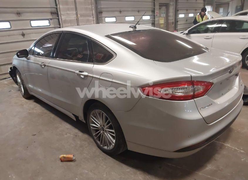 Photo 14 of 2016 Ford Fusion SE (VIN 1FA6P0HD7G5127554)