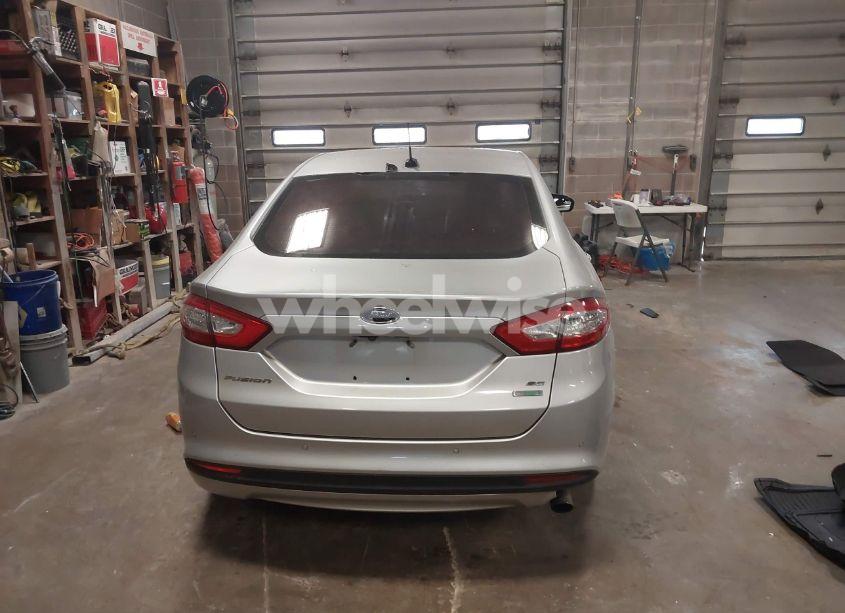 Photo 16 of 2016 Ford Fusion SE (VIN 1FA6P0HD7G5127554)