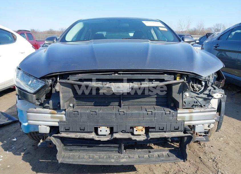 Photo 13 of 2014 Ford Fusion SE (VIN 1FA6P0HD8E5360467)