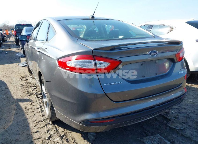 Photo 3 of 2014 Ford Fusion SE (VIN 1FA6P0HD8E5360467)
