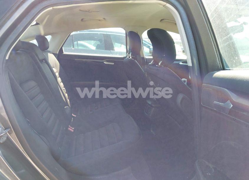 Photo 8 of 2014 Ford Fusion SE (VIN 1FA6P0HD8E5360467)