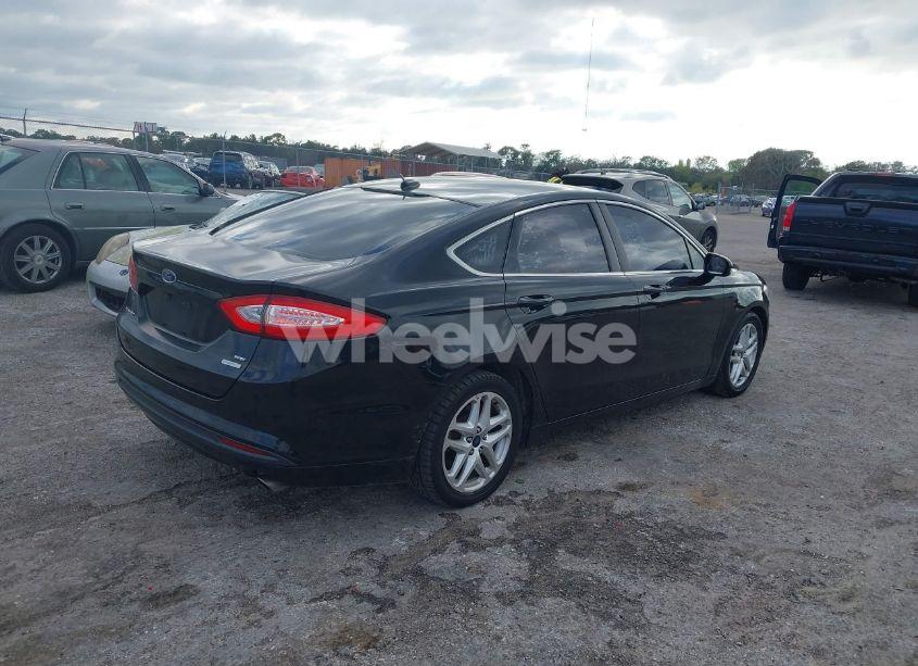 Photo 4 of 2016 Ford Fusion SE (VIN 1FA6P0HD8G5100363)