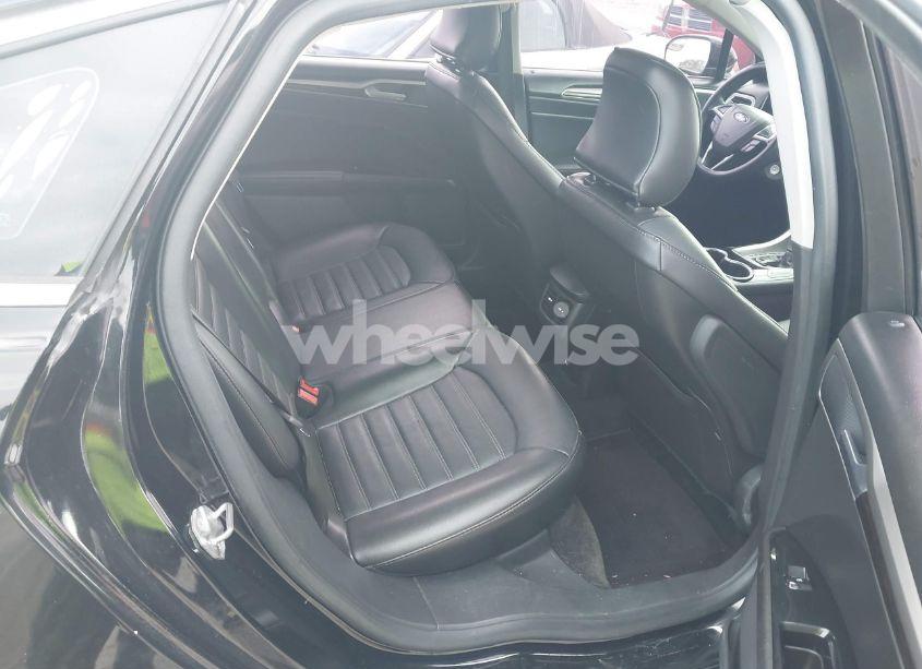 Photo 8 of 2016 Ford Fusion SE (VIN 1FA6P0HD8G5100363)