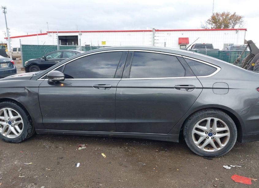 Photo 15 of 2016 Ford Fusion SE (VIN 1FA6P0HD8G5130558)