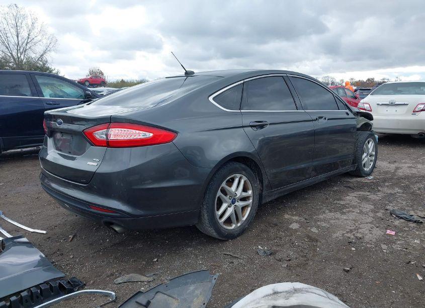 Photo 4 of 2016 Ford Fusion SE (VIN 1FA6P0HD8G5130558)