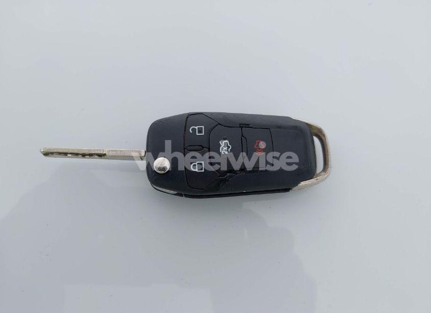 Photo 11 of 2015 Ford Fusion SE (VIN 1FA6P0HD9F5126405)