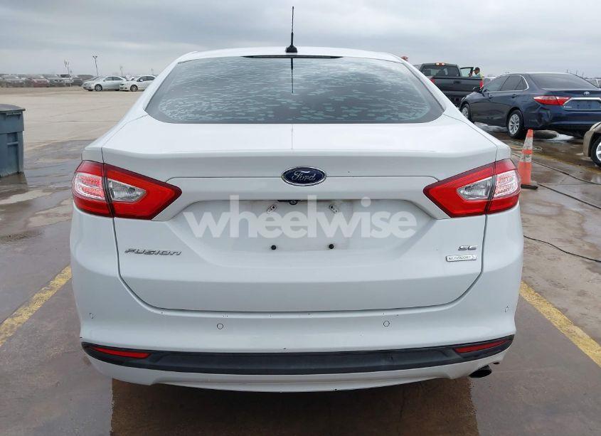 Photo 17 of 2015 Ford Fusion SE (VIN 1FA6P0HD9F5126405)