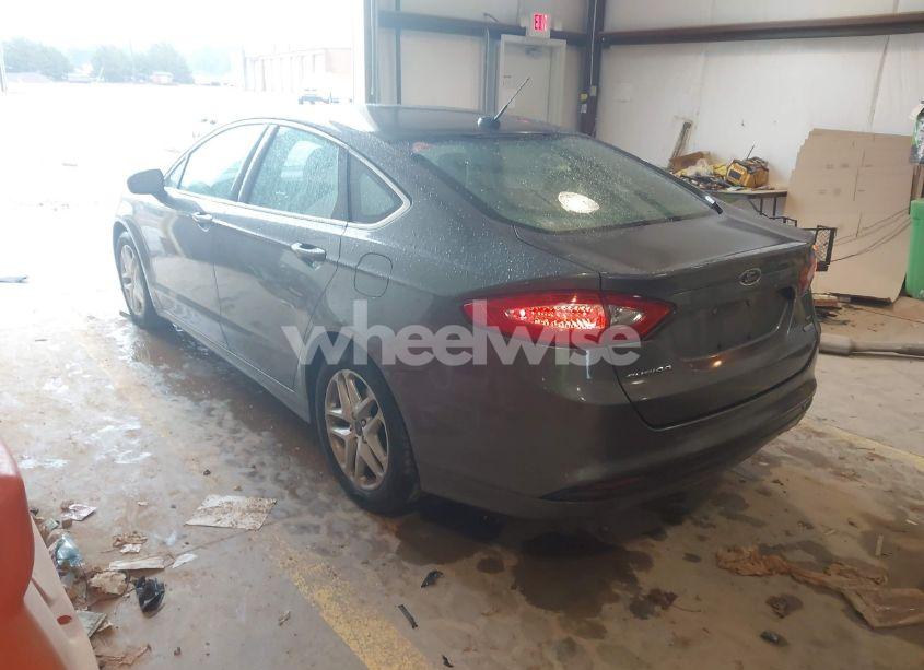 Photo 3 of 2014 Ford Fusion SE (VIN 1FA6P0HDXE5389873)