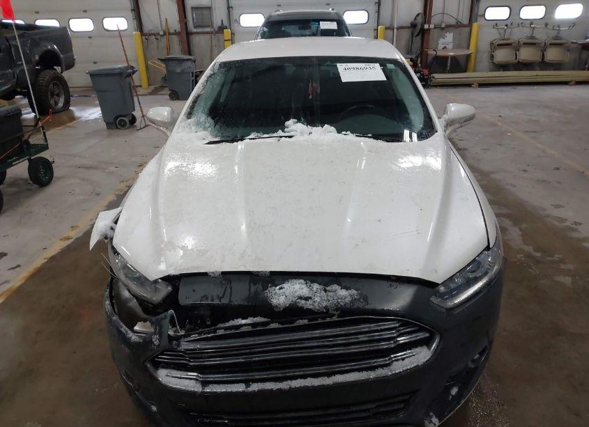 Photo 12 of 2015 Ford Fusion SE (VIN 1FA6P0HDXF5105174)
