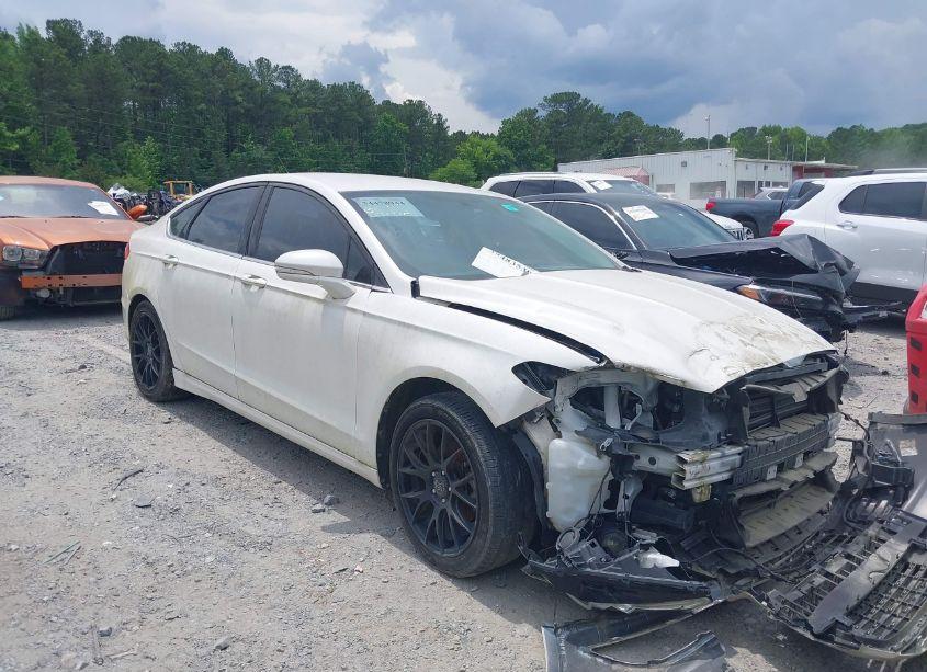 2015 Ford Fusion SE (VIN 1FA6P0HDXF5128261) main photo