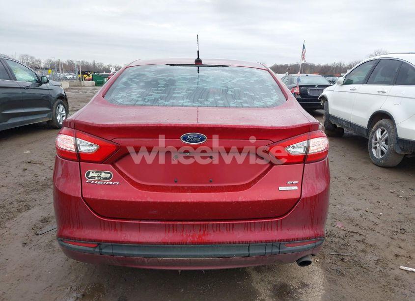 Photo 16 of 2015 Ford Fusion SE (VIN 1FA6P0HDXF5128809)
