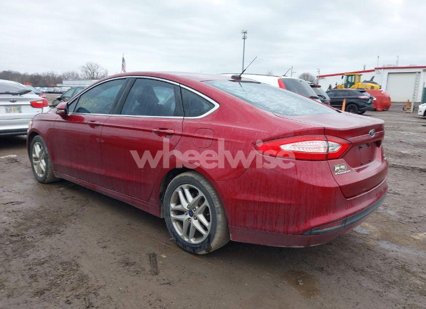 Photo 3 of 2015 Ford Fusion SE (VIN 1FA6P0HDXF5128809)