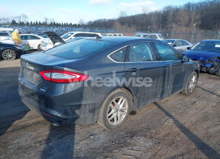 Photo 4 of 2016 Ford Fusion SE (VIN 1FA6P0HDXG5130139)