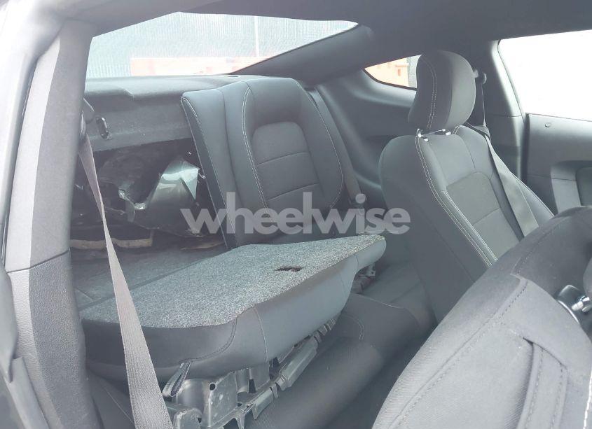 Photo 8 of 2015 Ford Mustang V6 (VIN 1FA6P8AM0F5336013)