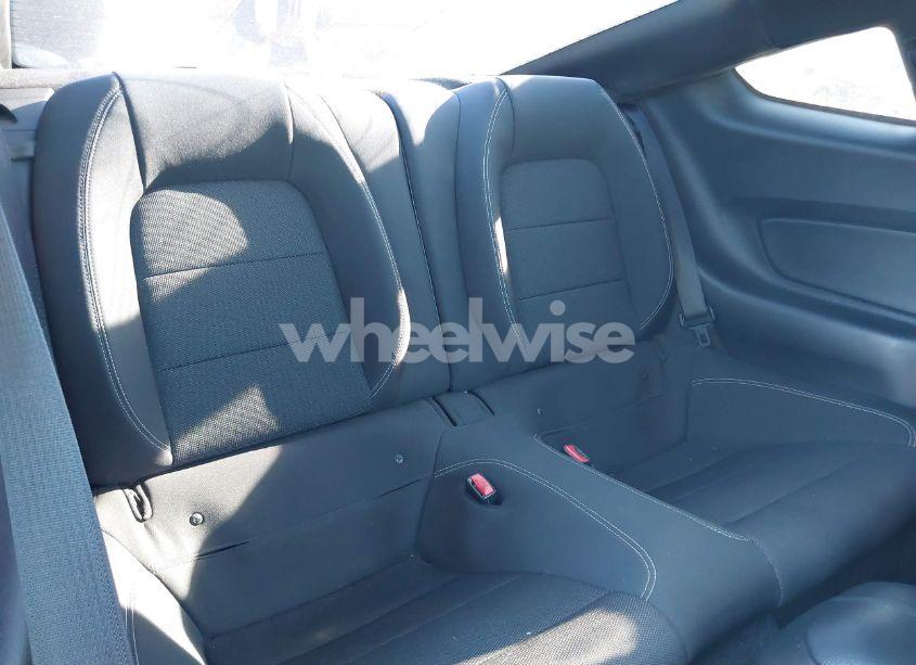 Photo 8 of 2015 Ford Mustang V6 (VIN 1FA6P8AM0F5343933)