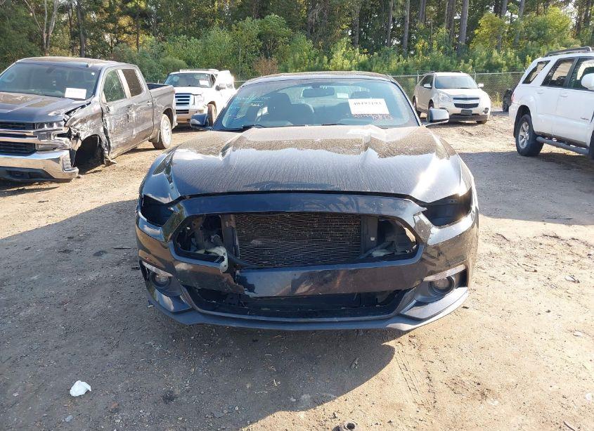 Photo 6 of 2016 Ford Mustang V6 (VIN 1FA6P8AM0G5240917)
