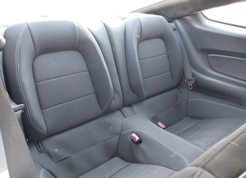 Photo 8 of 2016 Ford Mustang V6 (VIN 1FA6P8AM0G5240917)