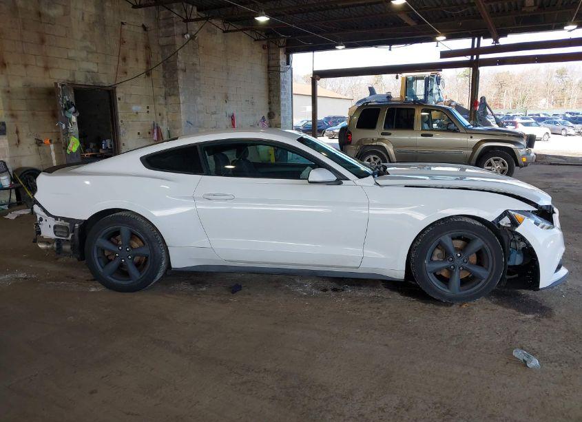 Photo 14 of 2016 Ford Mustang V6 (VIN 1FA6P8AM0G5320895)