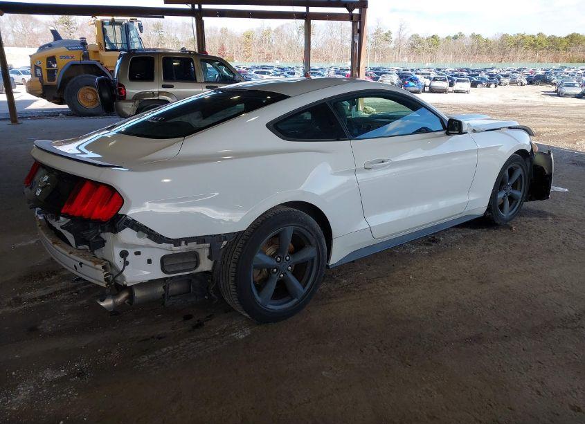 Photo 4 of 2016 Ford Mustang V6 (VIN 1FA6P8AM0G5320895)
