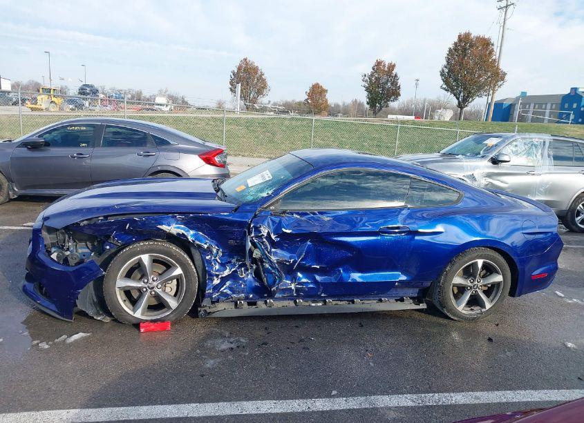 Photo 14 of 2016 Ford Mustang V6 (VIN 1FA6P8AM0G5322999)