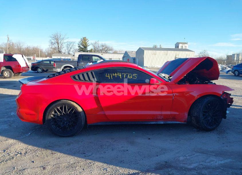 Photo 13 of 2017 Ford Mustang V6 (VIN 1FA6P8AM0H5264720)