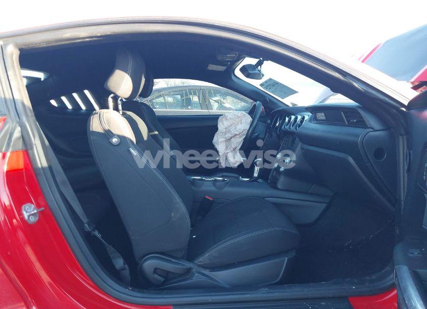 Photo 5 of 2017 Ford Mustang V6 (VIN 1FA6P8AM0H5264720)