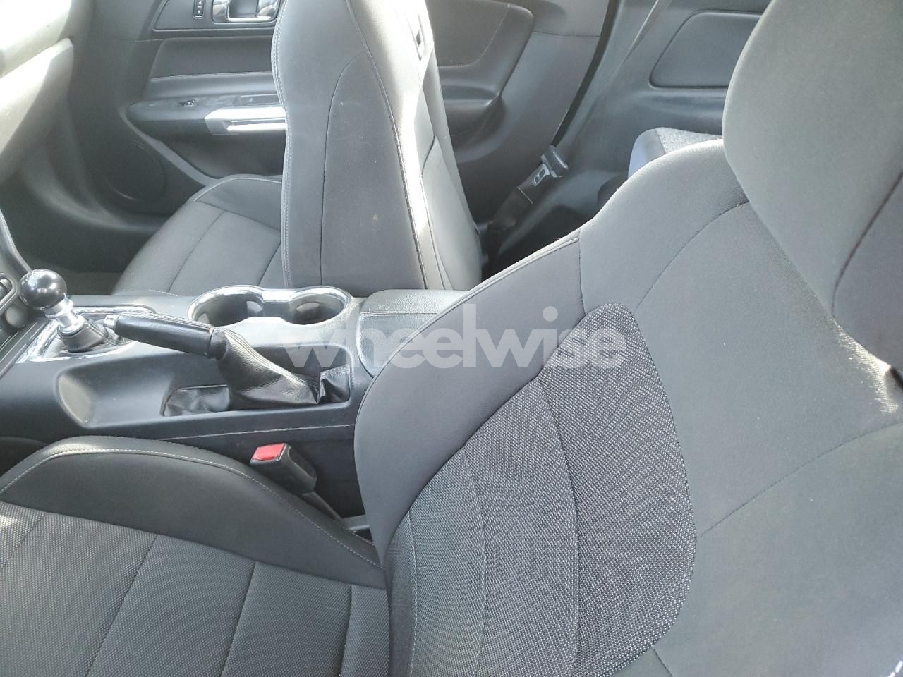 Photo 8 of 2017 FORD MUSTANG (VIN 1FA6P8AM0H5285177)