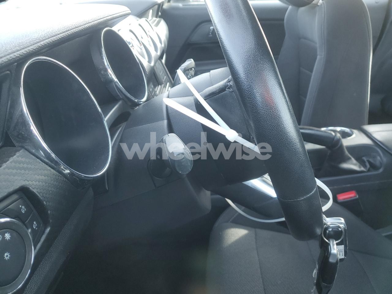 Photo 9 of 2017 FORD MUSTANG (VIN 1FA6P8AM0H5285177)