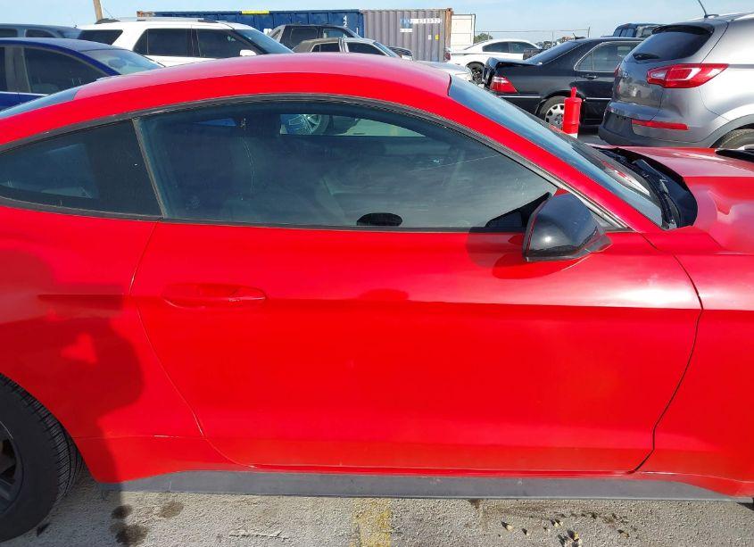 Photo 13 of 2016 Ford Mustang V6 (VIN 1FA6P8AM1G5268967)