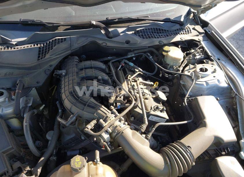 Photo 10 of 2015 Ford Mustang V6 (VIN 1FA6P8AM2F5432919)