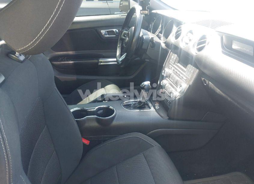 Photo 5 of 2015 Ford Mustang V6 (VIN 1FA6P8AM2F5432919)