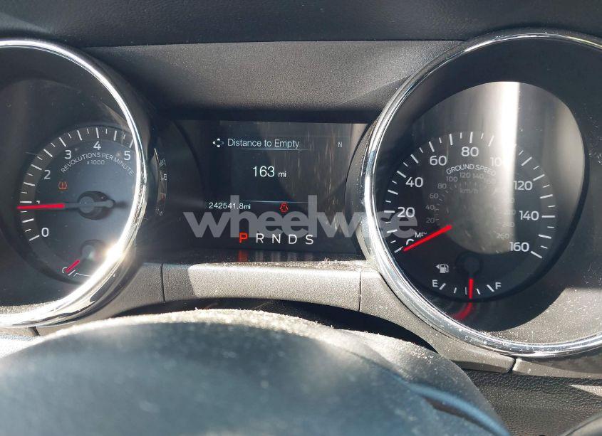 Photo 7 of 2015 Ford Mustang V6 (VIN 1FA6P8AM2F5432919)