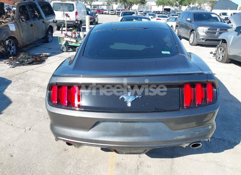 Photo 16 of 2016 Ford Mustang V6 (VIN 1FA6P8AM2G5282067)