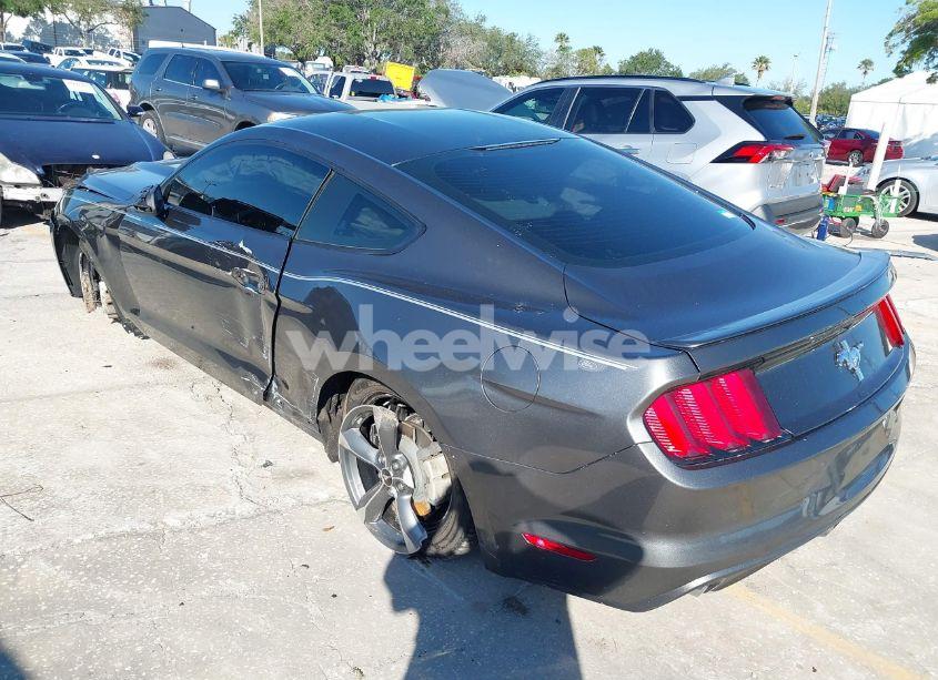 Photo 3 of 2016 Ford Mustang V6 (VIN 1FA6P8AM2G5282067)