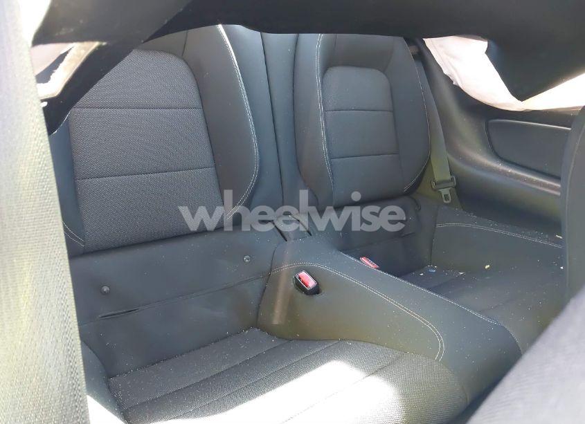 Photo 8 of 2016 Ford Mustang V6 (VIN 1FA6P8AM2G5282067)